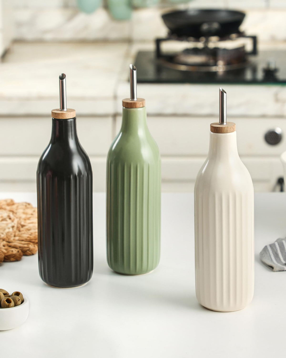 FE FUN ELEMENTS dishwasher-safe bottle body simplifies cleaning routine