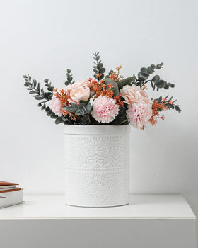 FE FUN ELEMENTS ceramic utensil holder helps declutter the counter efficiently.