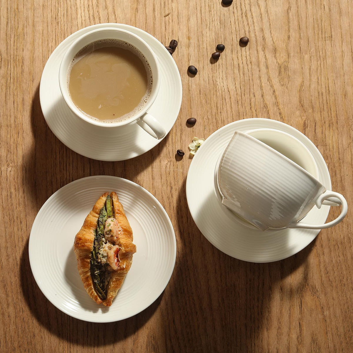 Feenmai cafe-ready cups fit under most espresso machines