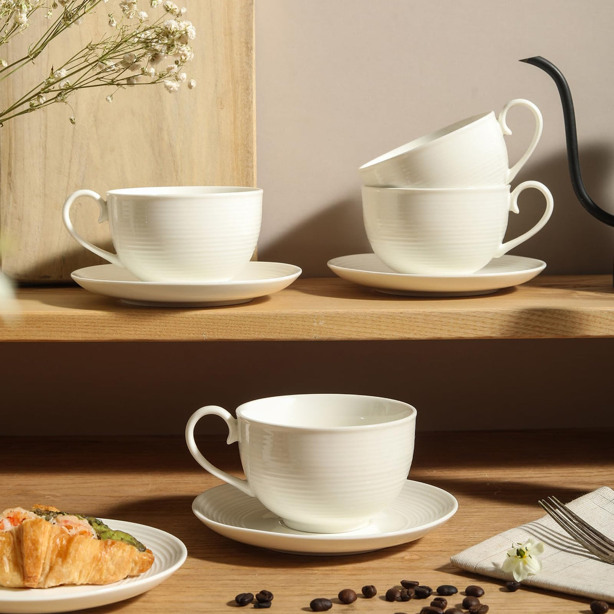 Feenmai latte macchiato cups with saucers designed for steady heat