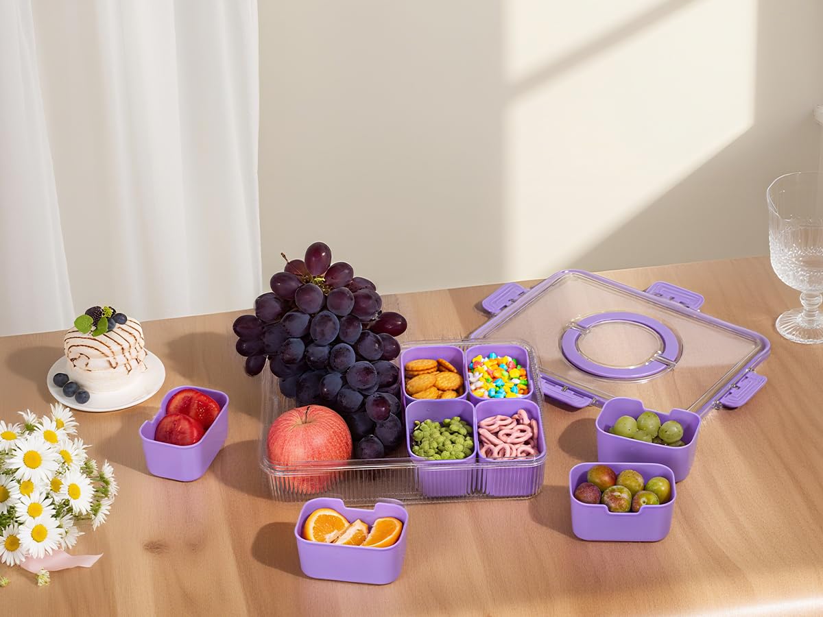 FEIOOD Snackle Box ideal for beach picnics and road trips.