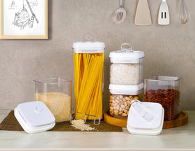 Main container is top-rack dishwasher safe for easy cleaning.