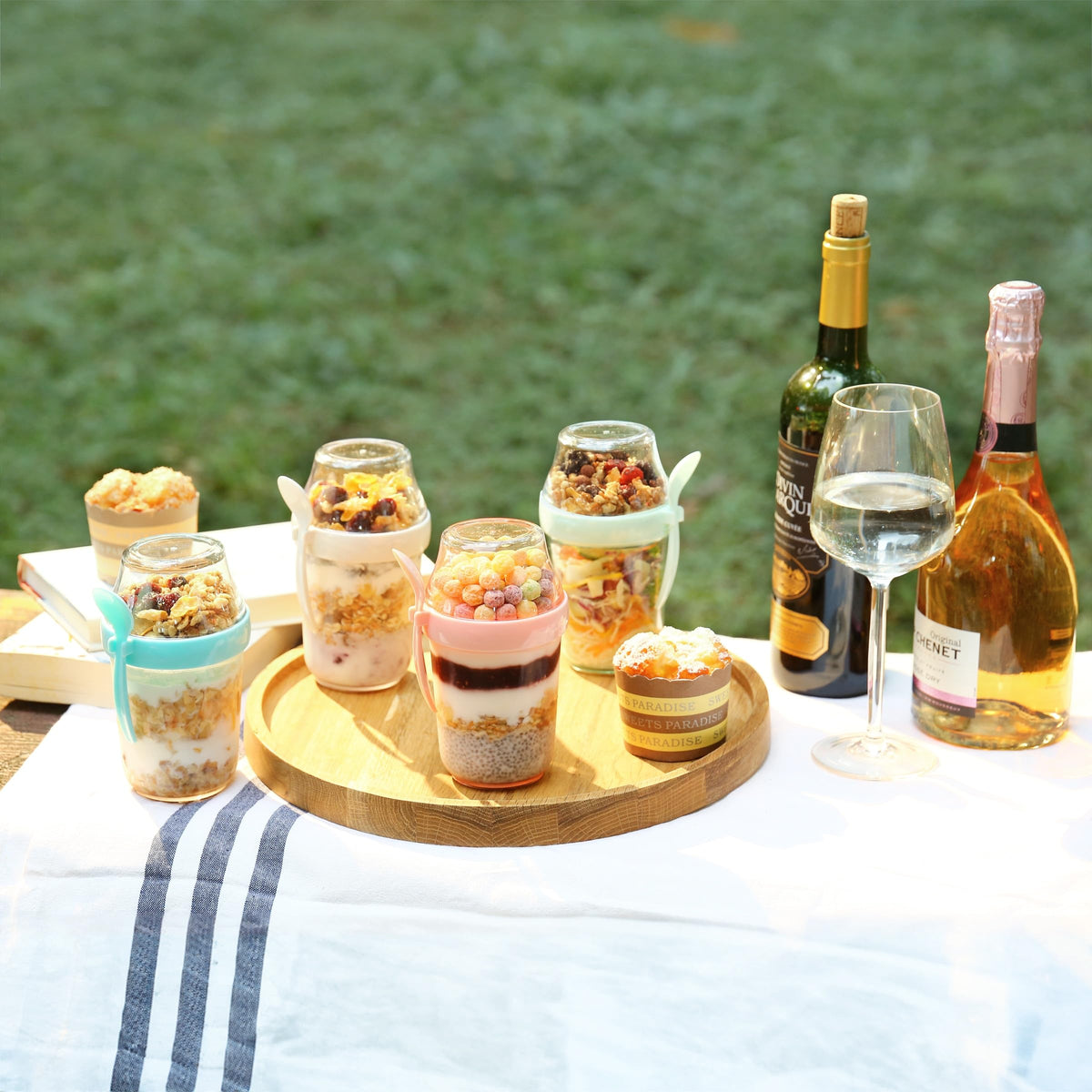 Clear, glass-like clarity of the Felli cup shows layered ingredients