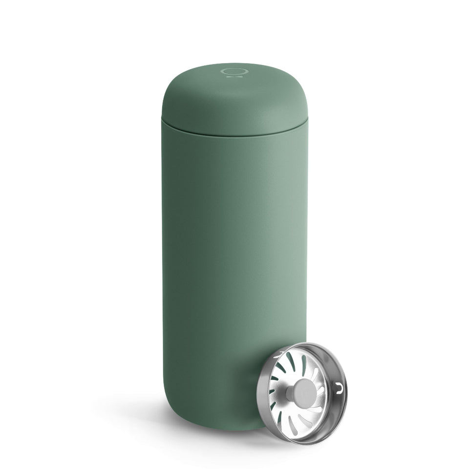 Fellow Carter Move leak-proof lid keeps drinks secure during commute