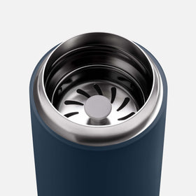Fellow Carter Move splash guard highlights stability during commutes and prevents spills.