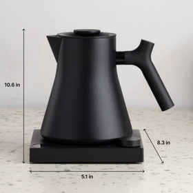 Wide spout on the Fellow Corvo EKG Pro enables fast, controlled pours.