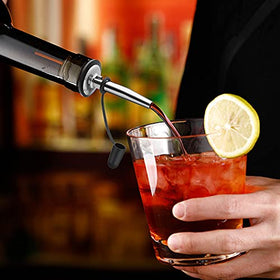 Femilkt tapered design enables quick pours and steady control