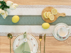 FEXIA bridal shower table decor with macrame for boho charm.
