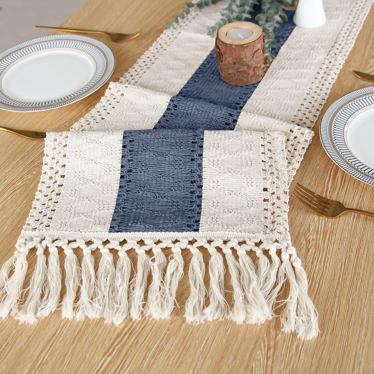 FEXIA wedding-friendly boho decor table runner adds charm to events.