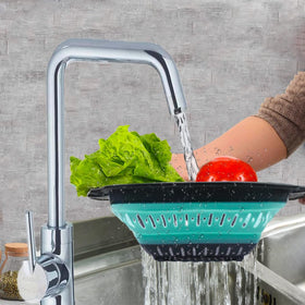Fglmctsh collapsible colander triangles red folded saves space after use.