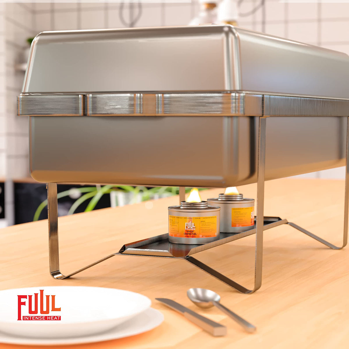 FHS Retail 6 Hour Chafing Fuel opener-in-use aids safe handling