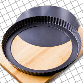 FIDZ PAN 9-inch tart pan with removable bottom for easy release.