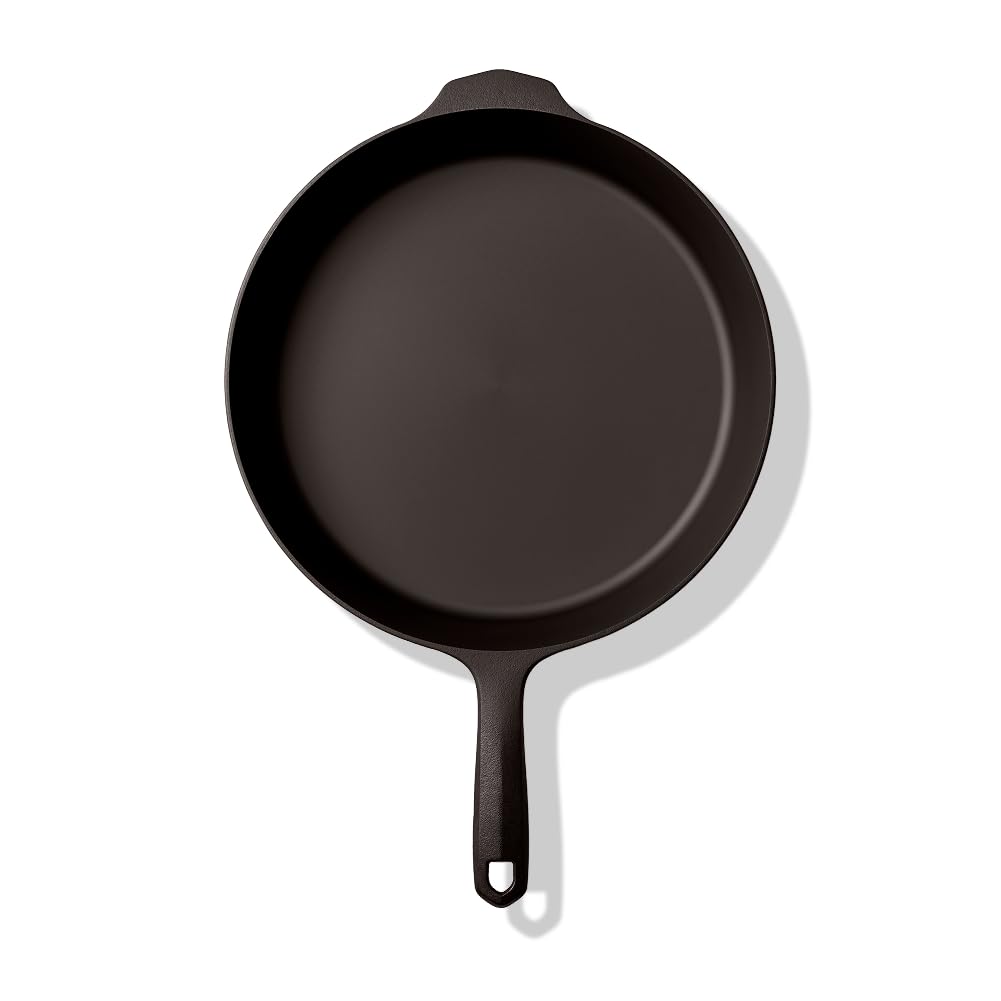 Field Company large cast iron skillet 11.6-inch ready for searing and family meals.