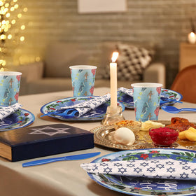 FillTouch blue-yellow Passover design brightens the Seder table