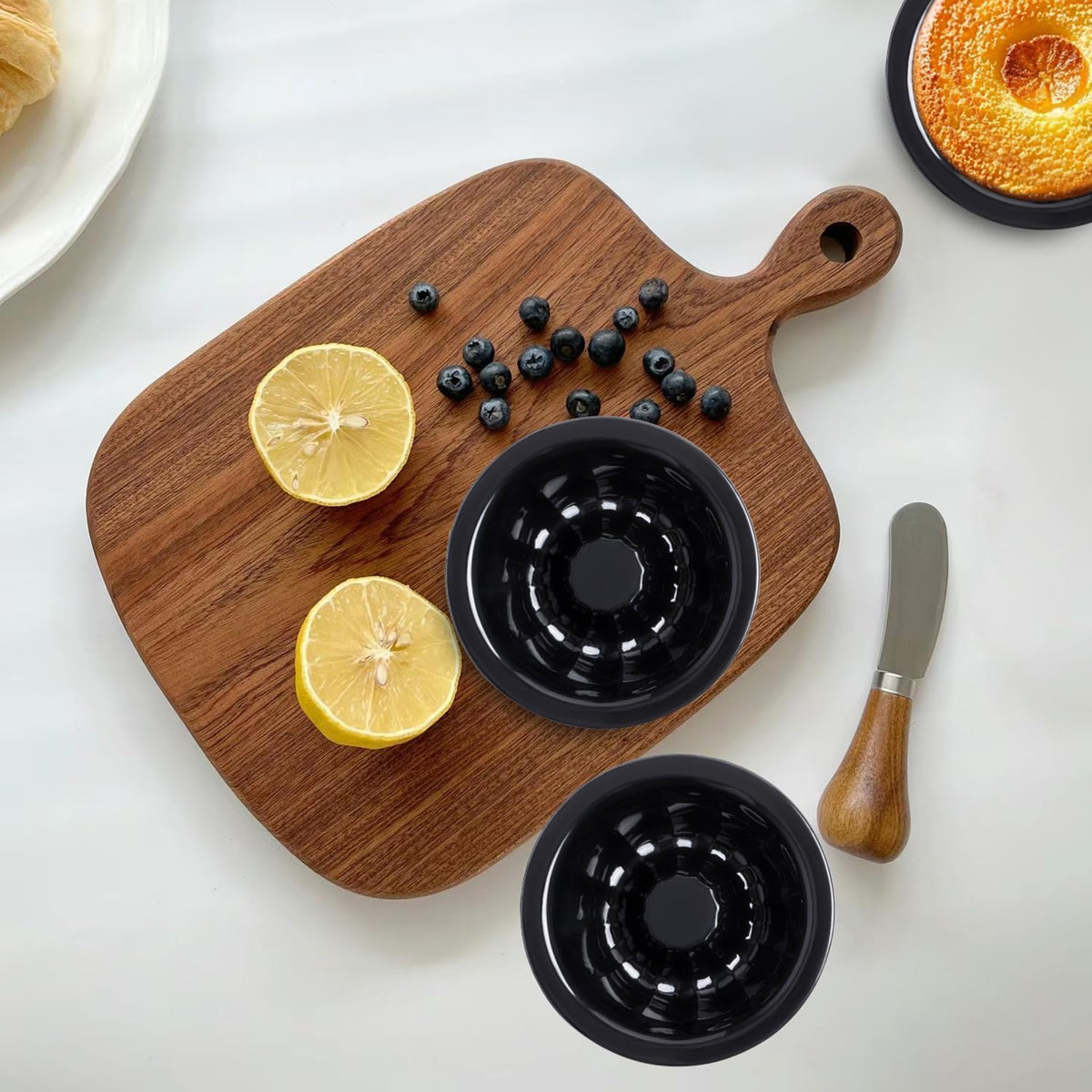 Findful nonstick-silicone design helps demold delicate desserts without damage or sticking.