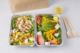 Findful disposables simplify cleanup after gatherings like picnics and parties.