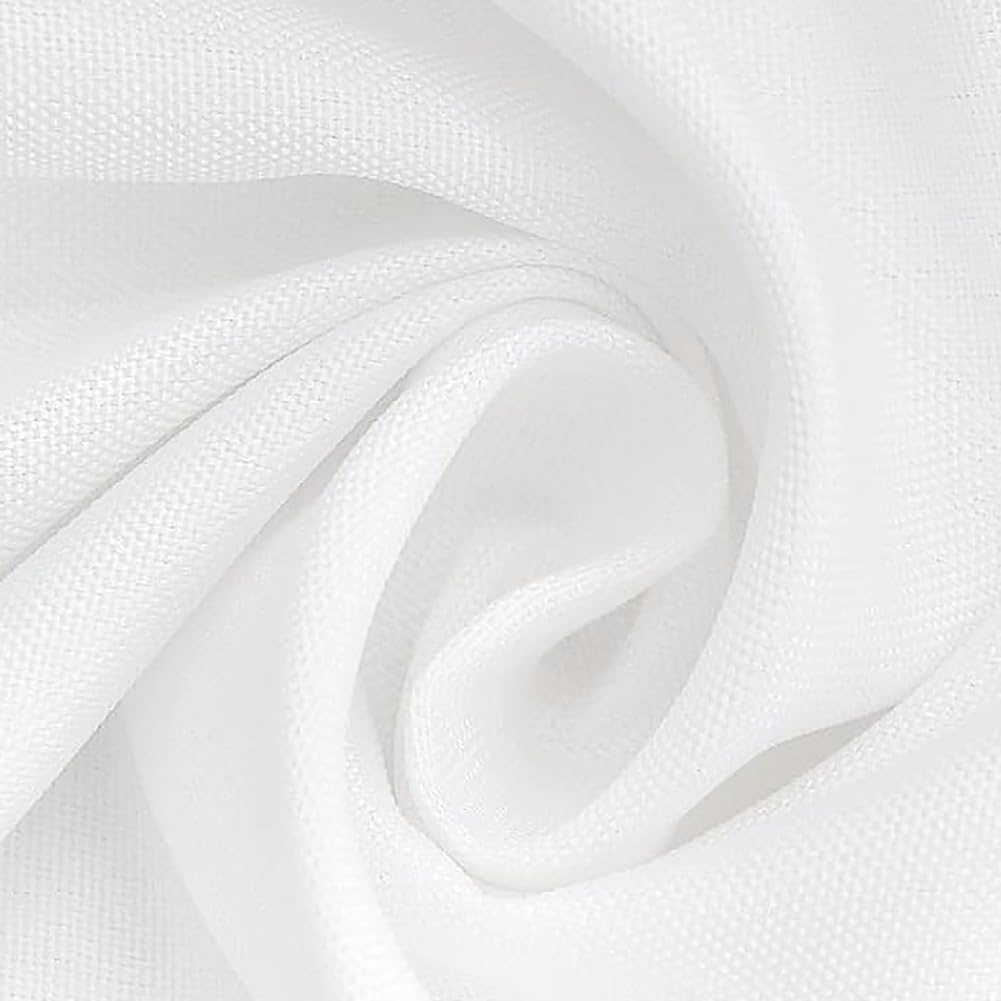 FindYou polyester tablecloth, machine washable for simple care.