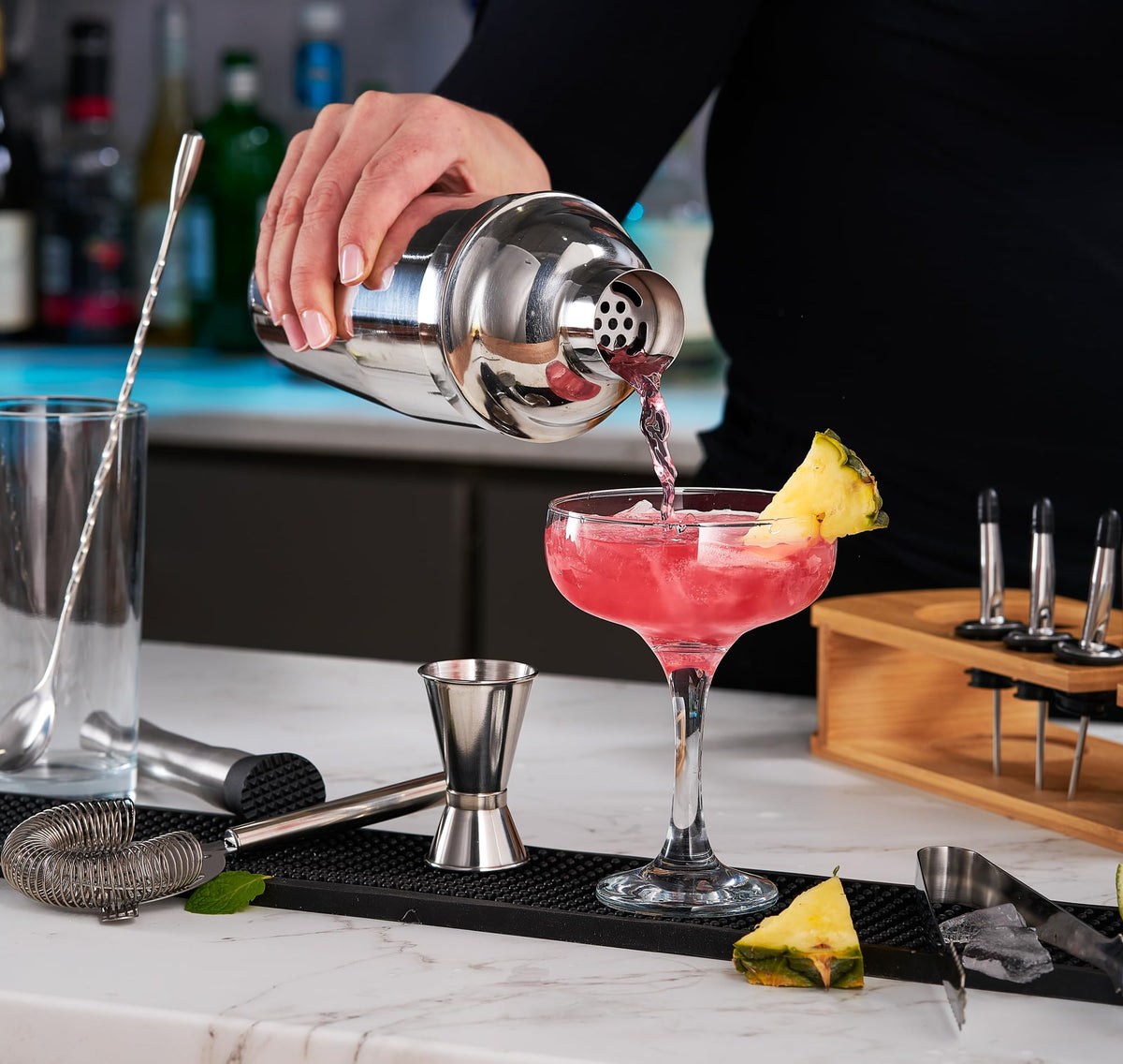 FineDine recipe book included for easy cocktail ideas