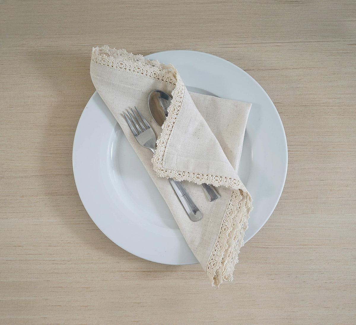 FINGERCRAFT napkins are lint-free and colorfast for reliable tableware.