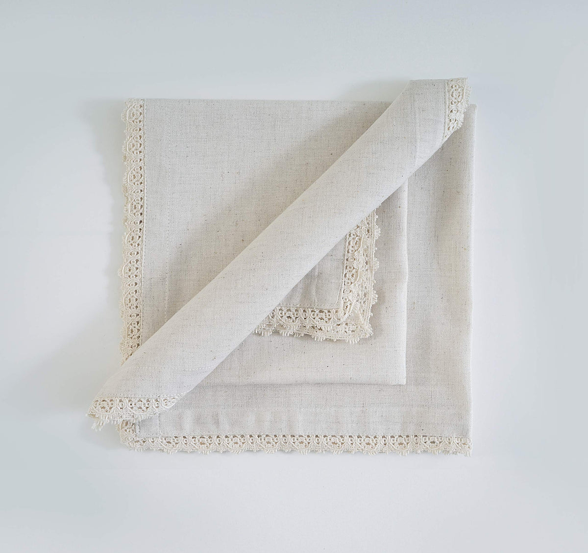 FINGERCRAFT napkins are machine washable in cold water for easy maintenance.