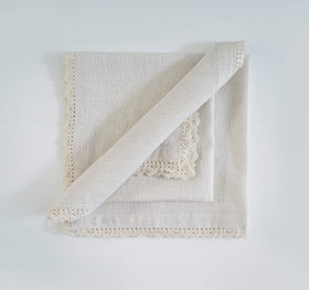 FINGERCRAFT napkins are machine washable in cold water for easy maintenance.