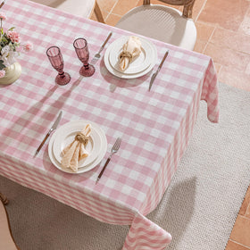 Fiokle tablecloth at a birthday party setting evokes a refined, festive dining vibe.