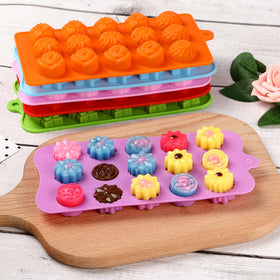 FireTreeSilverFlower 15-cavity mold enables multiple portions.