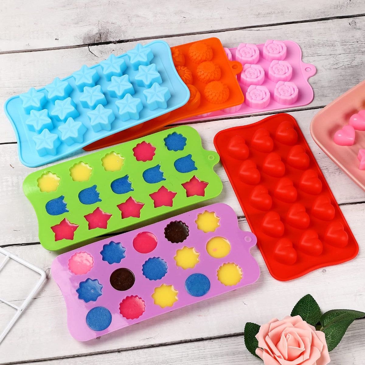 FireTreeSilverFlower combination mold for floral candy creations.