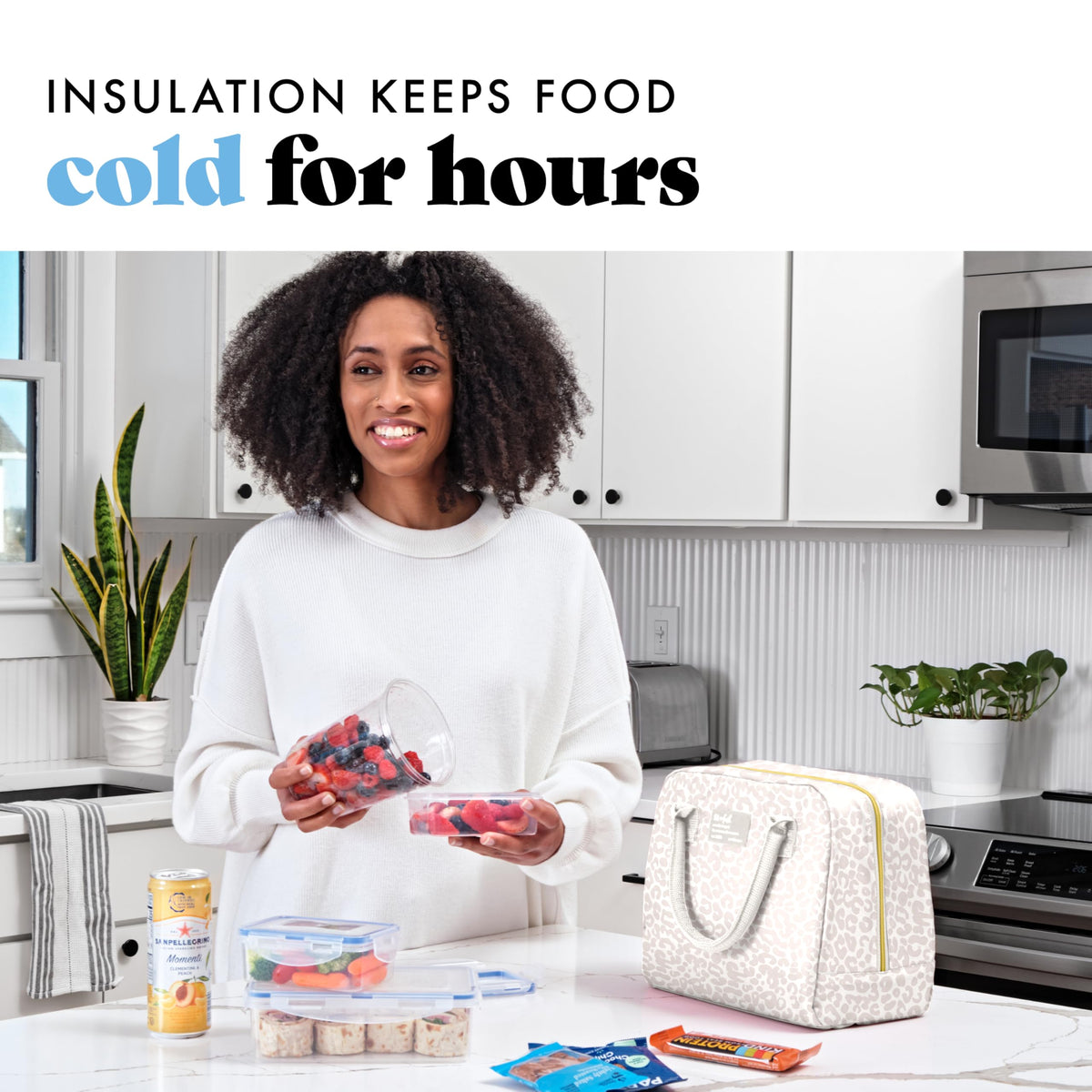 Fit & Fresh Bloomington lunch bag containers inside, keeps meals organized with two included containers