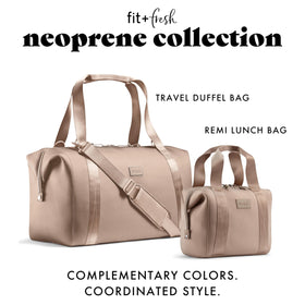 Remi lunch bag features a wide top opening for easy packing and access.