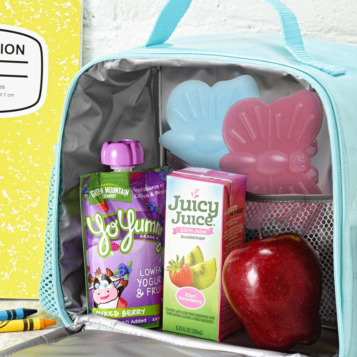 Fit & Fresh butterfly lunch cooler ice pack stacks for extra cooling.