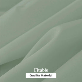 Fitable elegant tablecloth ideal for formal events and celebrations.