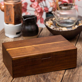 FLYIEE acacia tea caddy ideal for organizing flavors on a countertop