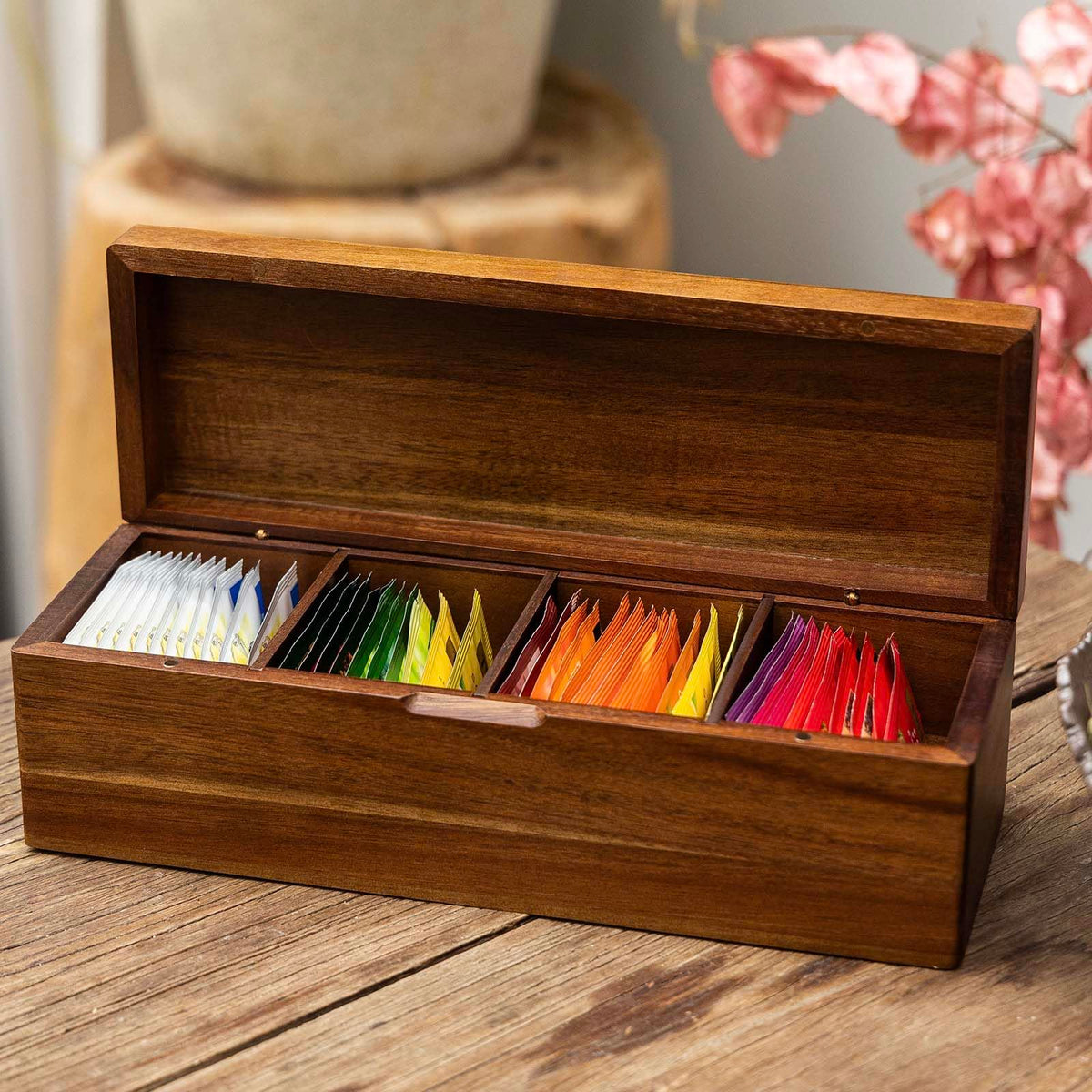 FLYIEE Tea Bag Holder with four slots helps sort varieties.