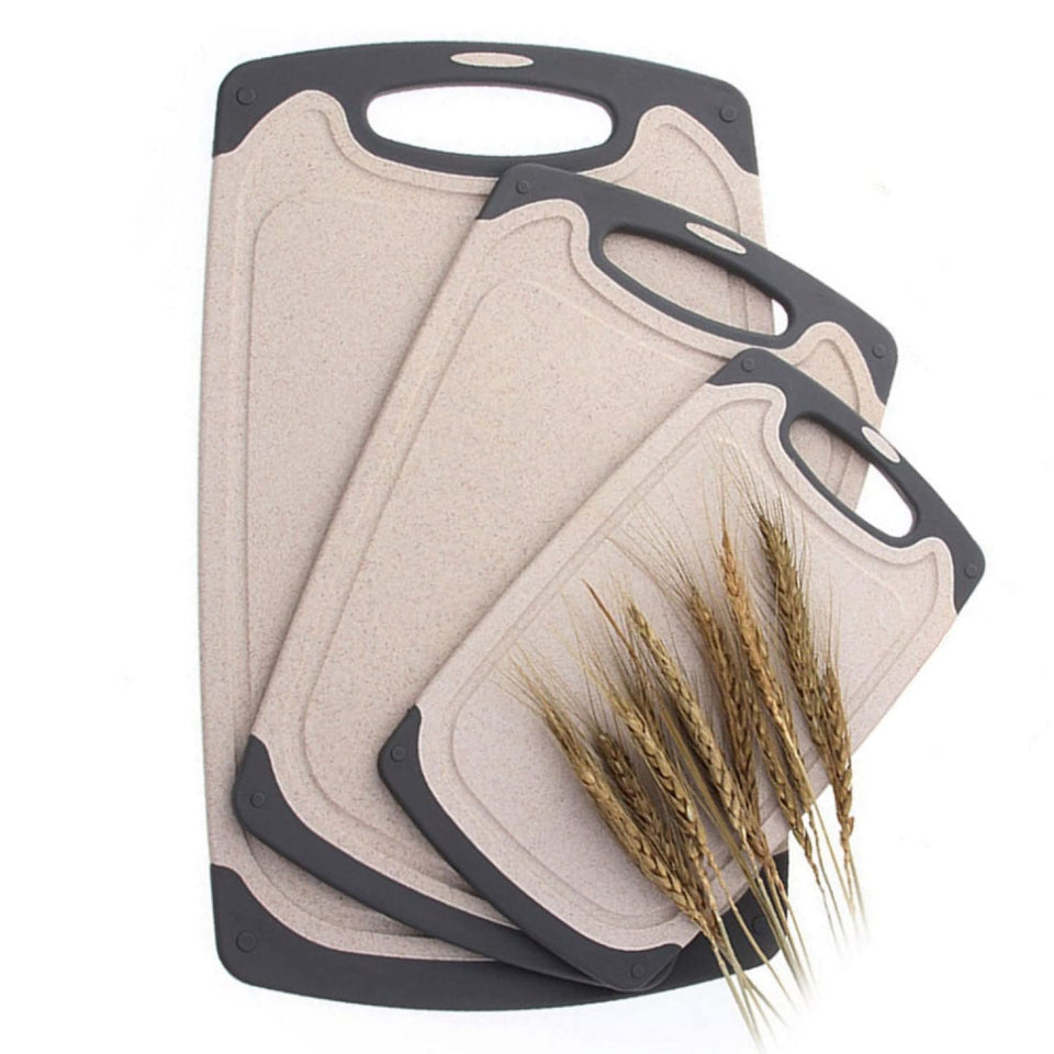 FLYINGSEA large cutting board; durable surface protects countertops and resists knife dulling.