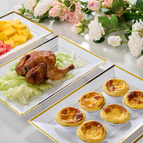 FOCUSLINE 12.85 by 8 inch trays, compact yet versatile for servings.