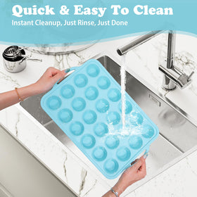 Foepoge easy-clean silicone mini muffin pan cleans quickly.