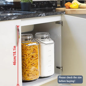 Folinstall transparent jar keeps bulk ingredients visible and organized.