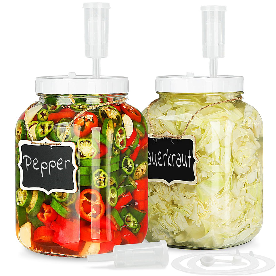 Folinstall wide-mouth jar opening for easy loading and stirring.