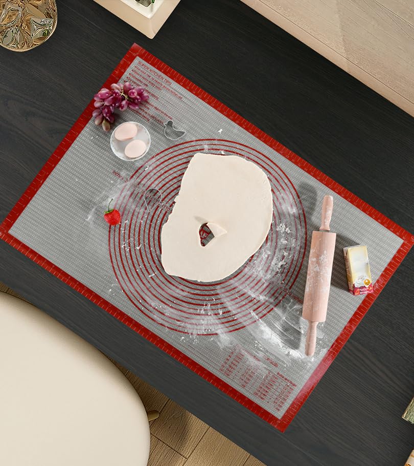 Folksy Super Kitchen pastry mat with measurement grid for precise portions