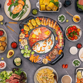 Food Party 2-in-1 grill surface detail, even heat for searing.