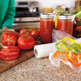 FoodSaver custom-length bags 11x16 for versatile sizing and bulk storage.