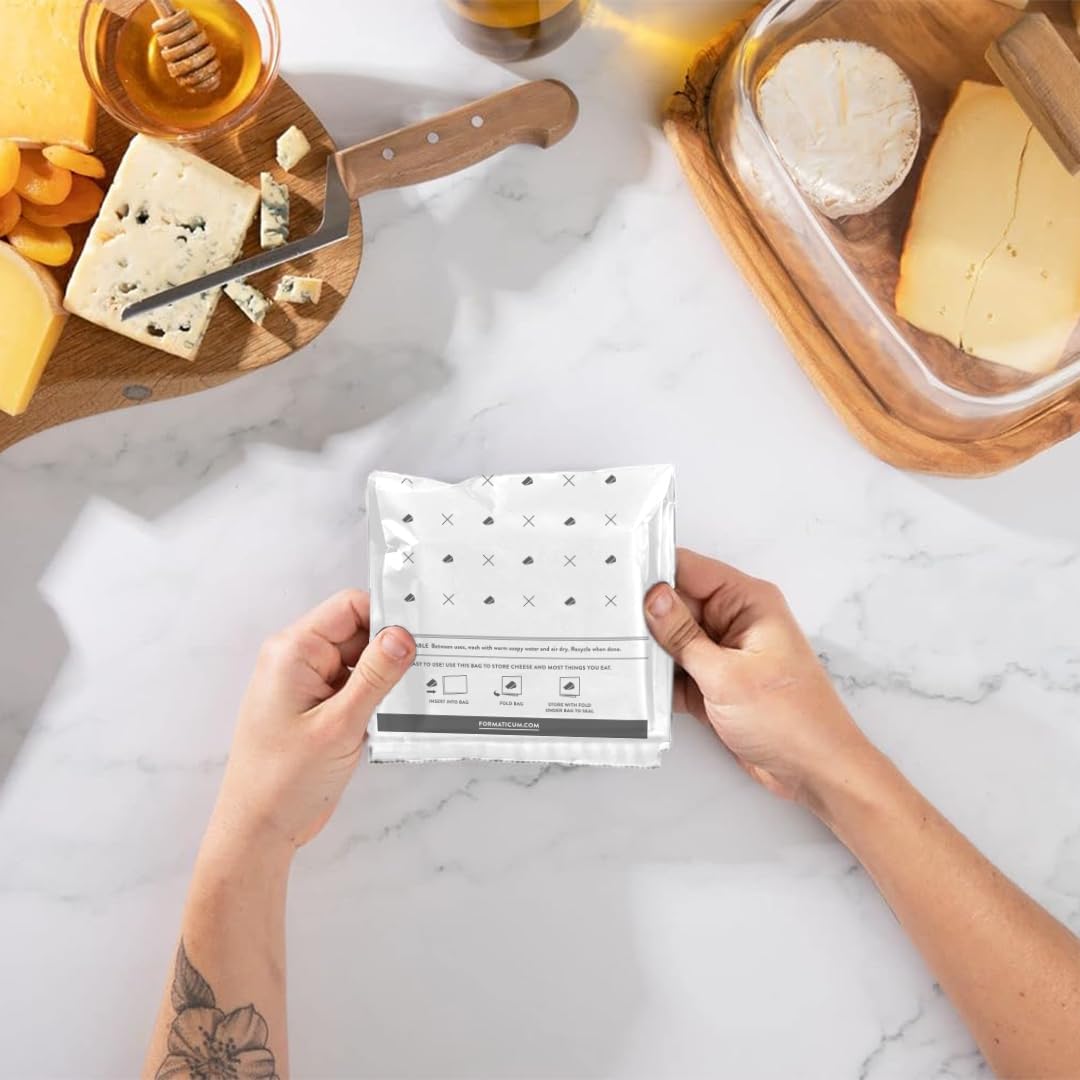 Formaticum charcuterie and sandwich bags for convenient party spreads.