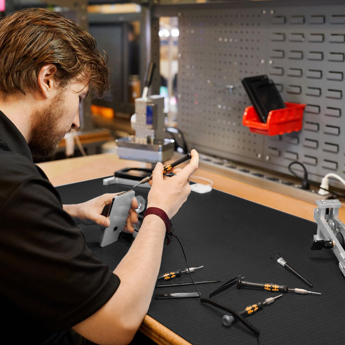 Forysar liner keeps tool drawers organized and items easy to locate