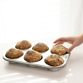 Fox Run pan is dishwasher-safe for easy cleanup after baking