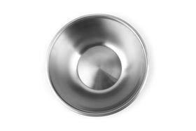 Fox Run double-wall bowl with temperature retention keeps hot foods hot and cold foods chilled.