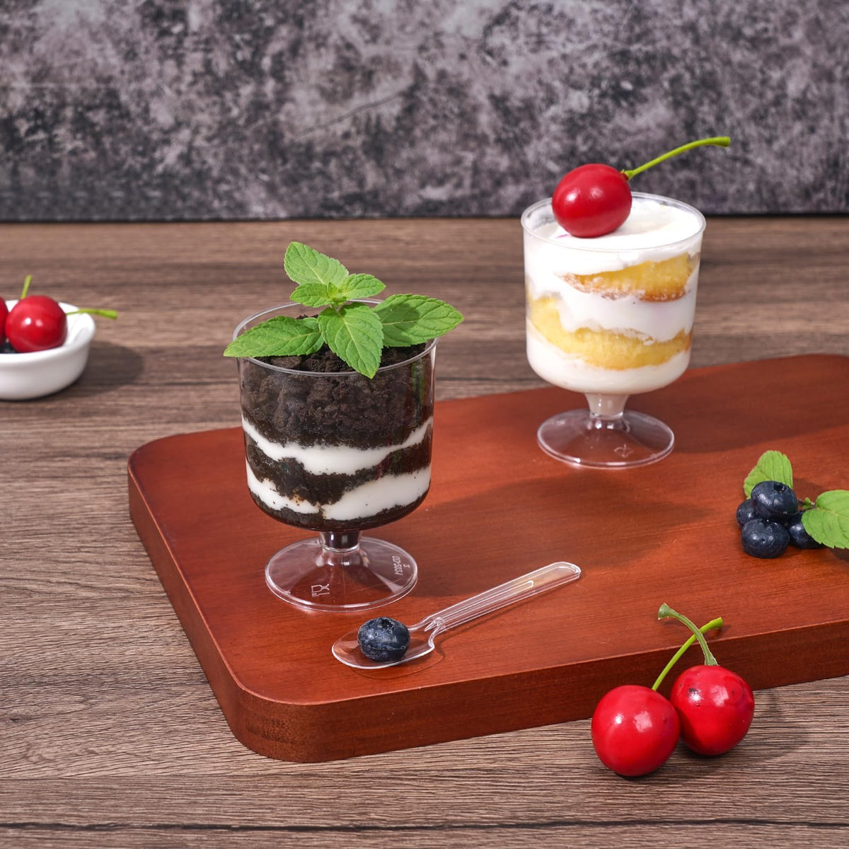 Fracurs stackable dessert cups suited for catering setups
