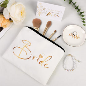 Frerdui Bride Pearl Bracelet adds elegant sparkle to the celebration
