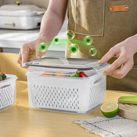 Freshmage easy-open containers offer quick access to snacks.