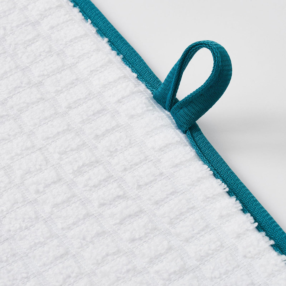 FreshMint machine-washable drying mat restores color after repeated cleanings